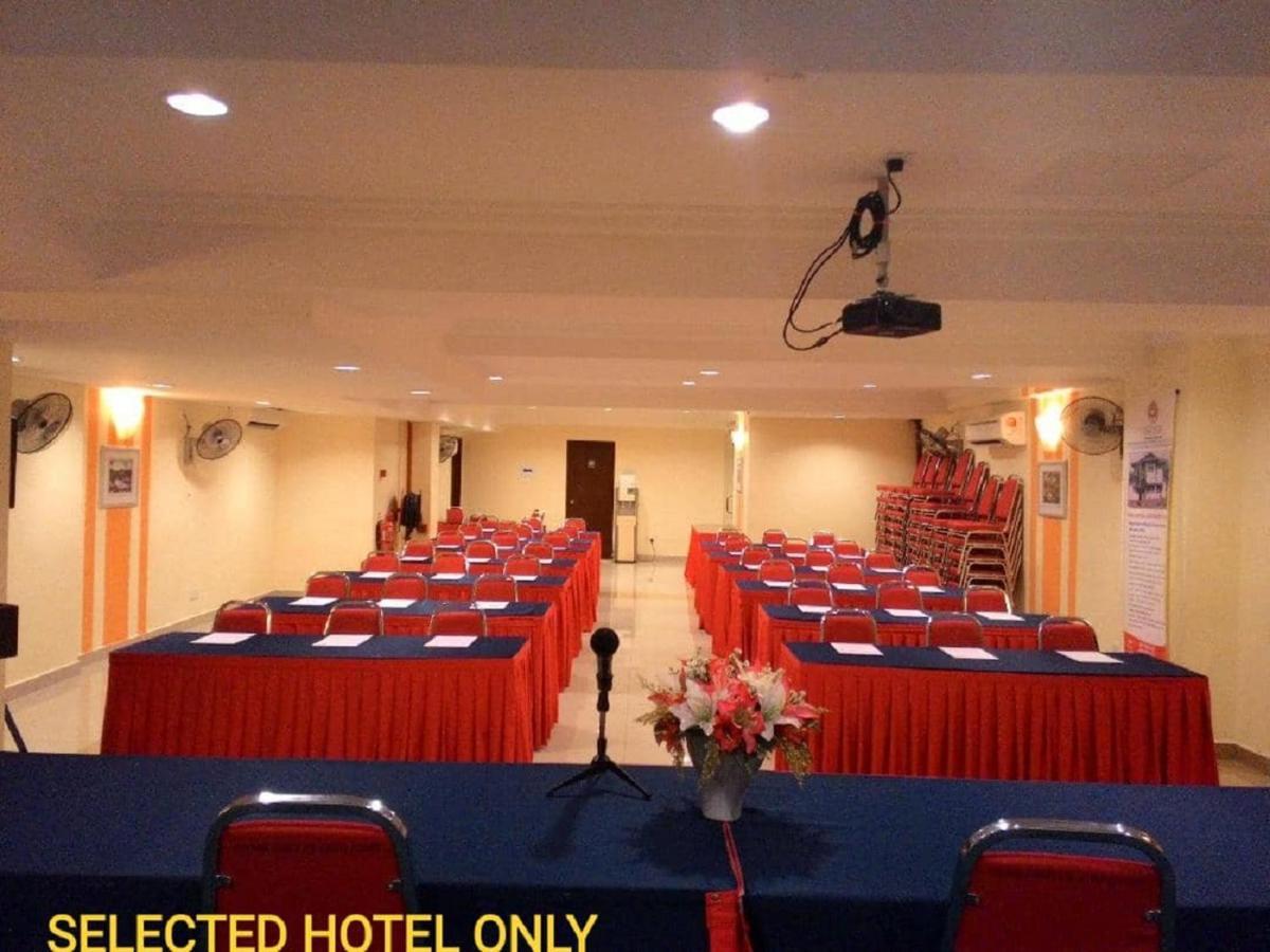 Sun Inns Hotel Cheras - Balakong Екстериор снимка