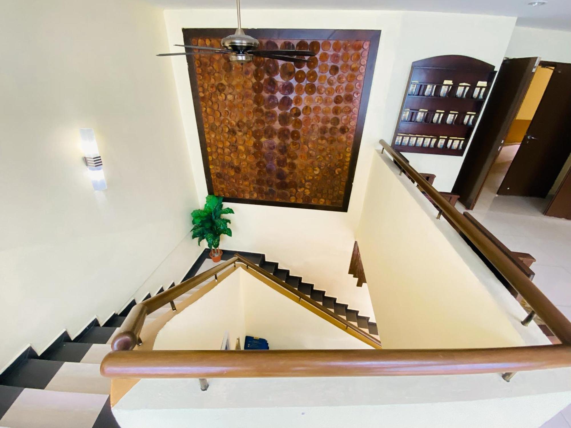 Sun Inns Hotel Cheras - Balakong Екстериор снимка