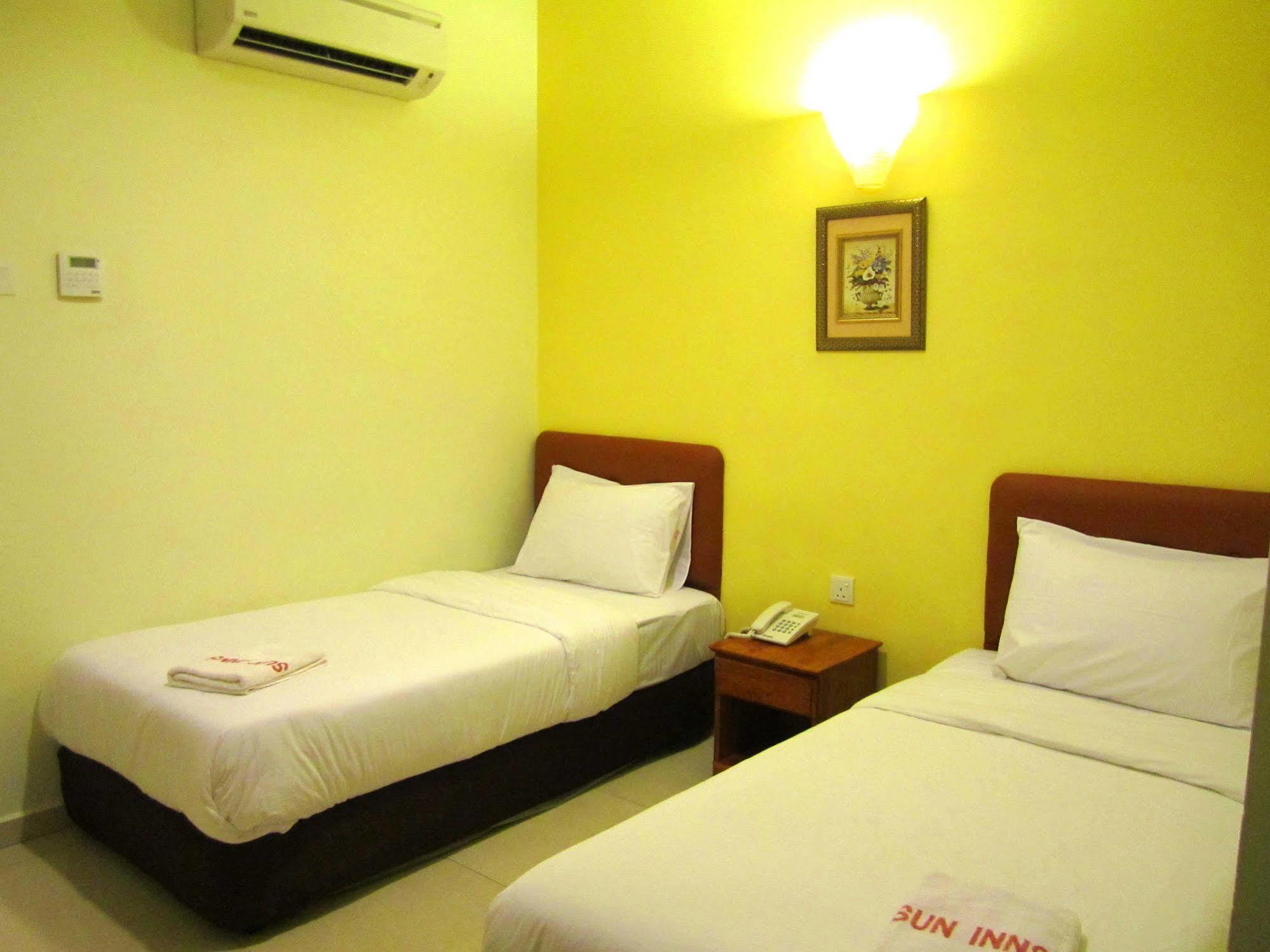 Sun Inns Hotel Cheras - Balakong Екстериор снимка