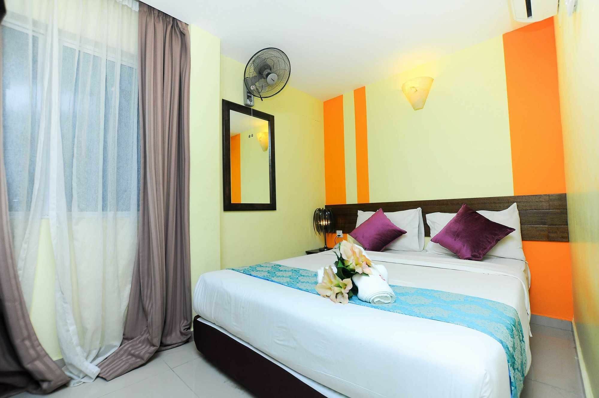 Sun Inns Hotel Cheras - Balakong Екстериор снимка